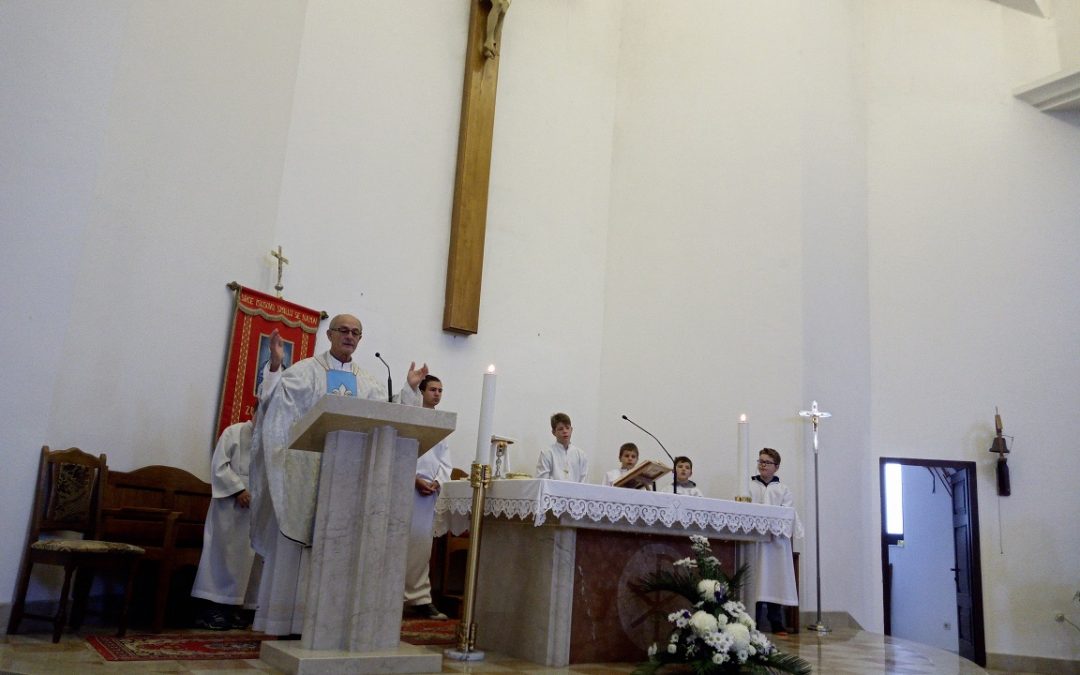 Nedjeljna župna sv.misa na blagdan KRISTA KRALJA