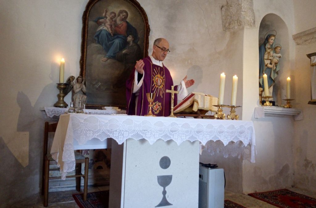 Misa za pok. Špira i Božicu Milas u Crkvi Gospe od Zdravlja (Oriovica)