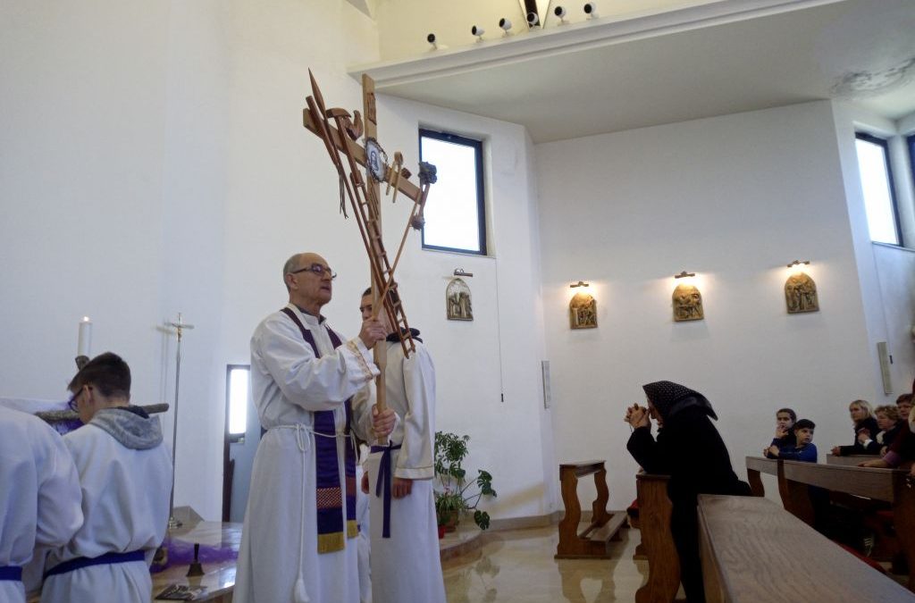 Četvrta korizmena nedjelja – križni put i župna misa