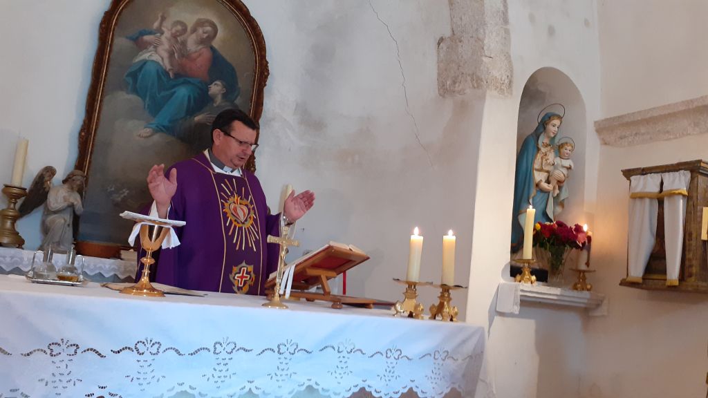 Misa za pokojne u crkvi Gospe od Zdravlja na Oriovici