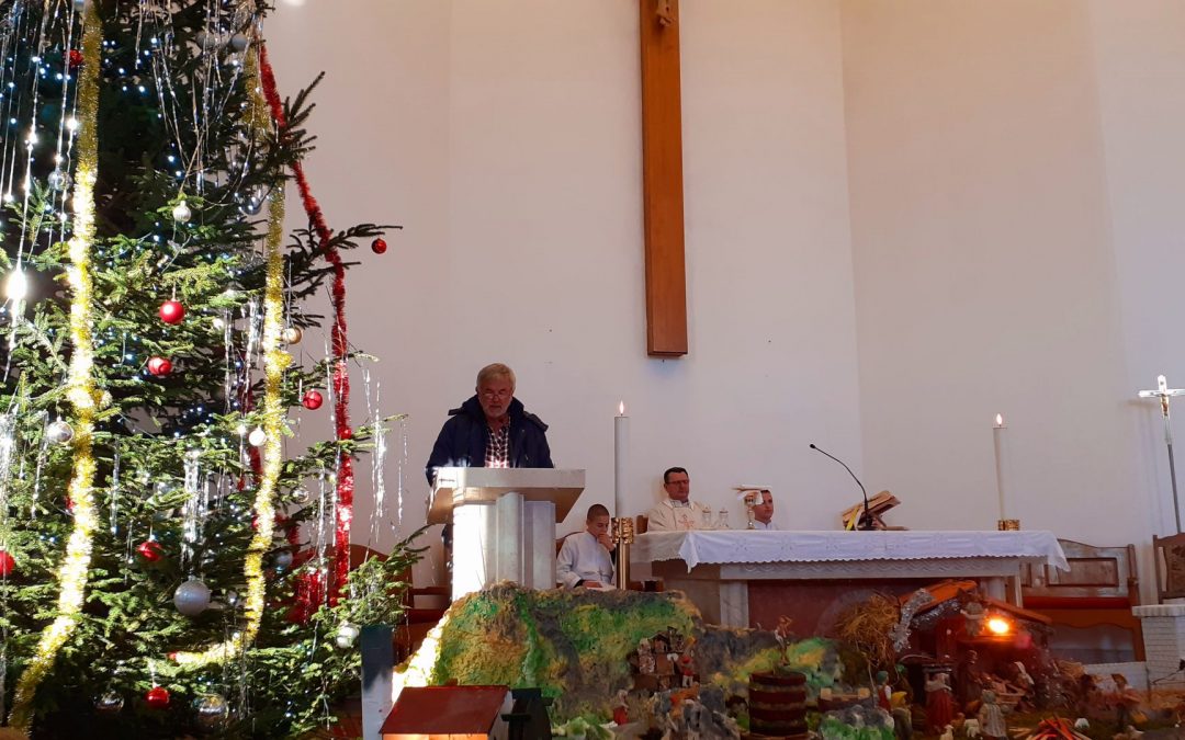 Božićne jaslice u župnoj crkvi