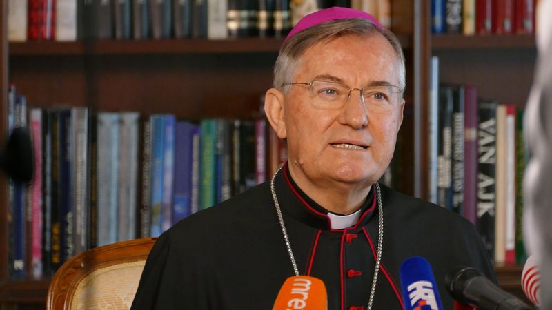 Poruka nadbiskupa Barišića u borbi protiv koronavirusa: „Unatoč ovoj kušnji, u nadi budimo radosni, u nevolji strpljivi, u molitvi postojani“