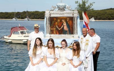 U Rogoznici proslavljena Gospa od Kapelice