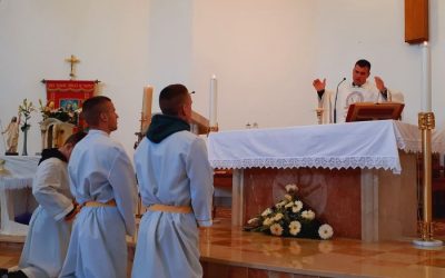 NEDJELJA USKRSNUĆA GOSPODINOVA – SVEČANA USKRSNA MISA