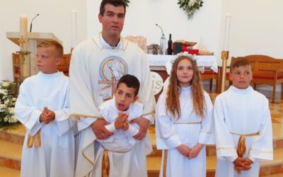 6. USKRSNA NEDJELJA – PRVA SVETA PRIČEST