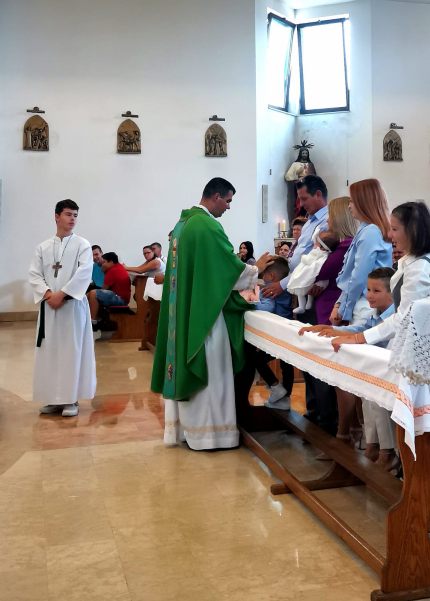 28. NEDJELJA KROZ GODINU – župna misa i dva krštenja