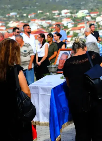 Ispraćaj na posljednji vijađ, do luke vječnosti, našeg dragog župljanina Boška Kostovića