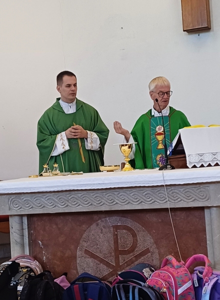 24. NEDJELJA KROZ GODINU – župna misa PRO POPULO te blagoslov školske djece, roditelja i odgojno-obrazovnih djelatnika