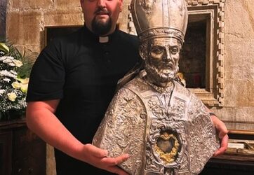 Proslavljen je blagdan sv. Ivana Trogirskog. Procesiju je predvodio novi trogirski župnik don Roko Kaštelan.
