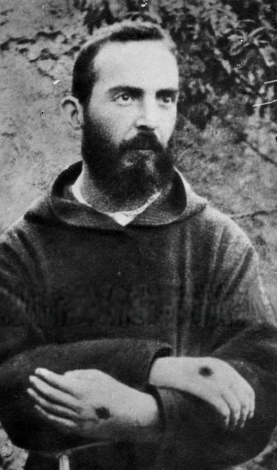 SVETI PADRE PIO