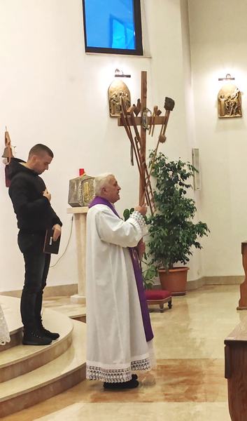 PRVI KORIZMENI PETAK – PUT KRIŽA I SV.MISA